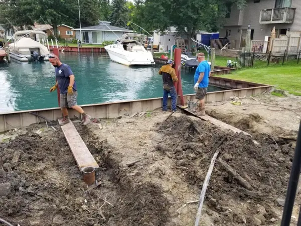 Installation of Sheet Piling in MIchigan by Experienced Specialists - Huron Pointe Seawalls